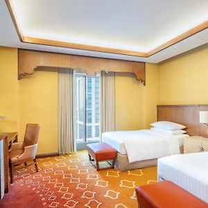 Deluxe Twin Room Guest room 2 Twin Beds City view